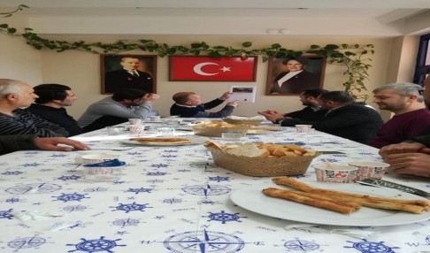 İYİ Parti Erbaa İlçe Başkanı Murat Toycan Selçuk Yerel Basın ile kahvaltıda buluştu.