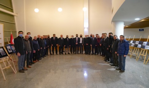 Erbaa Belediyesi Türkiye Kamu Çalışanları Vakfı (TÜRKAV) ile birlikte 1’inci Dünya Savaşı ve Sarıkamış Destanı adlı bir konferans düzenledi.