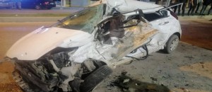Erbaa’da park halindeki minibüse çarpan otomobilin sürücüsü hayatını kaybetti.