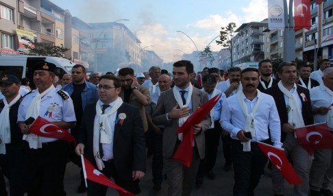 Erbaa’da 22’inci Uluslararası Geleneksel ve Kültürel Yaprak festivali kortej yürüyüşü ile başladı