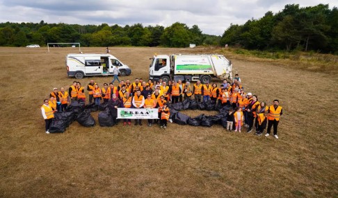Erbaa Belediyesi Avrupa Hareketlilik Haftası ve Dünya Temizlik Günü kapsamında doğa yürüyüşü ve çöp toplama etkinliği gerçekleştirdi
